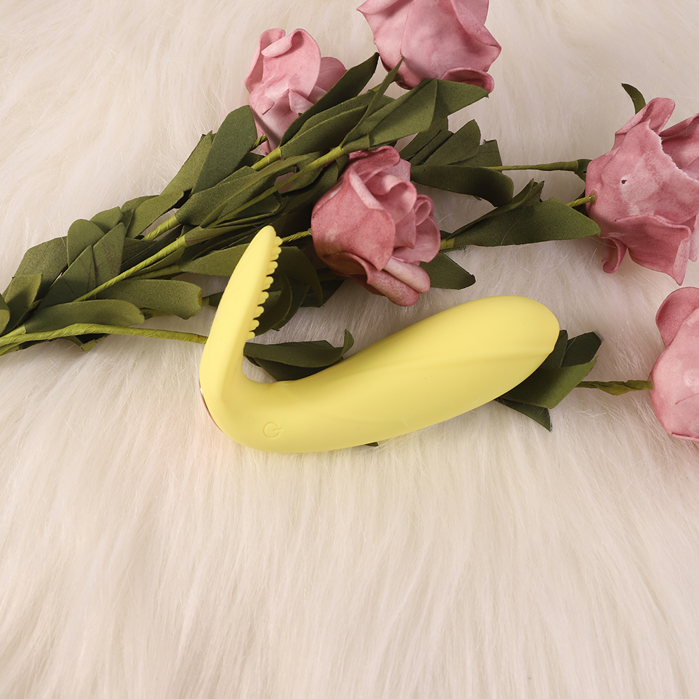 Remote Control Wearable Clitoral Vibrator